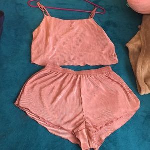 2 peace rose gold set